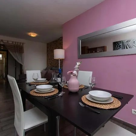 Duplex In Playa De Americas-center Apartment *