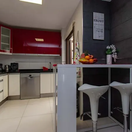 Duplex In Playa De Americas-center * Playa de las Americas (Tenerife)